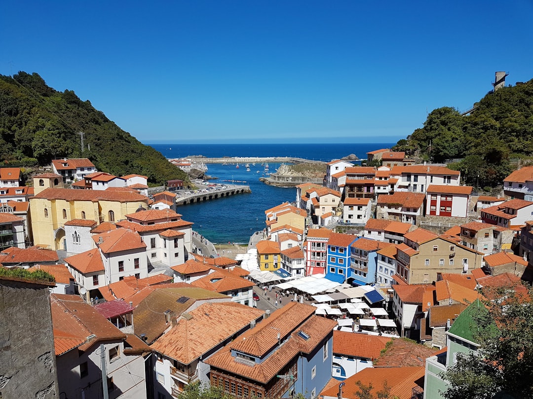 Cudillero - street scene
