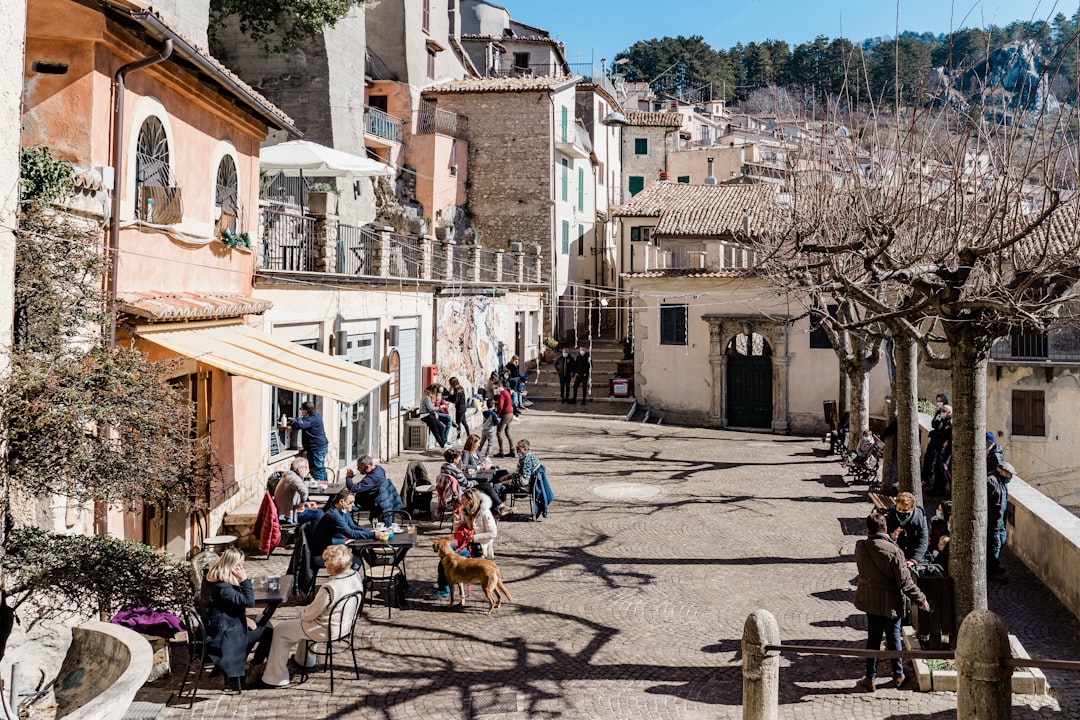 Redes - street scene